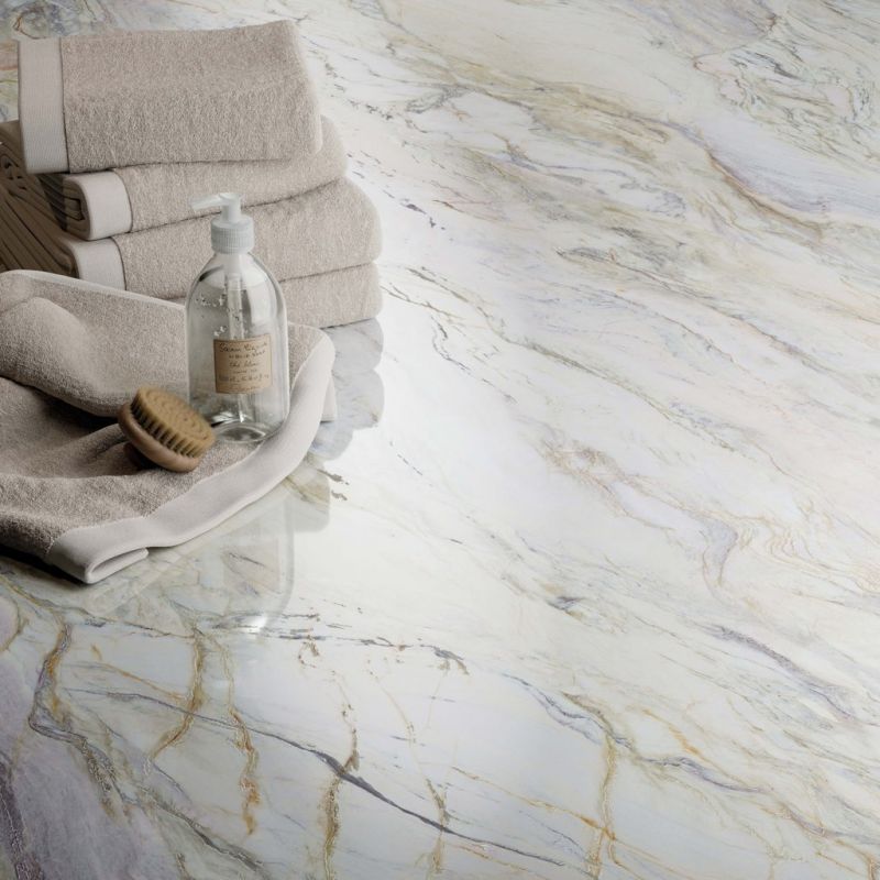 Baldosa de gres porcelánico efecto mármol, blanca, con vetas 3D, pulido, 60x120 cm - CS25052