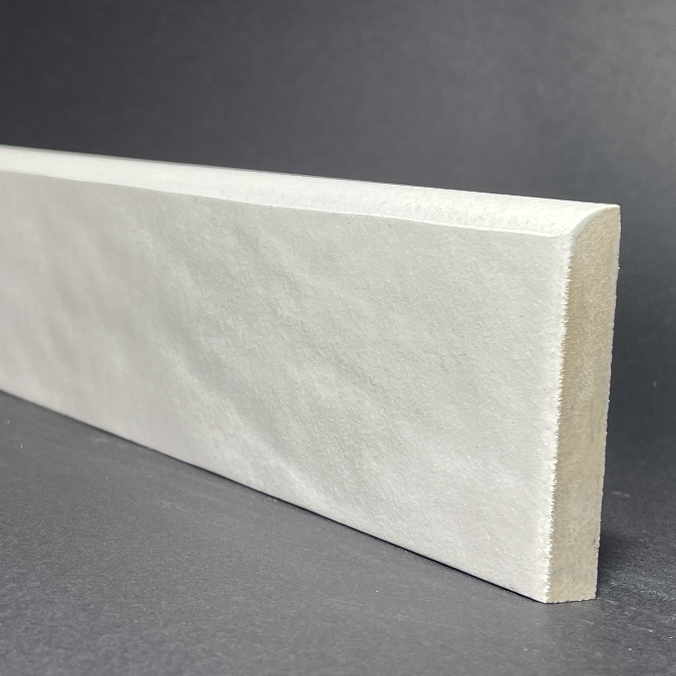 Rodapié De Porcelana Blanca Brillo Al.7cm X L.45,5cm