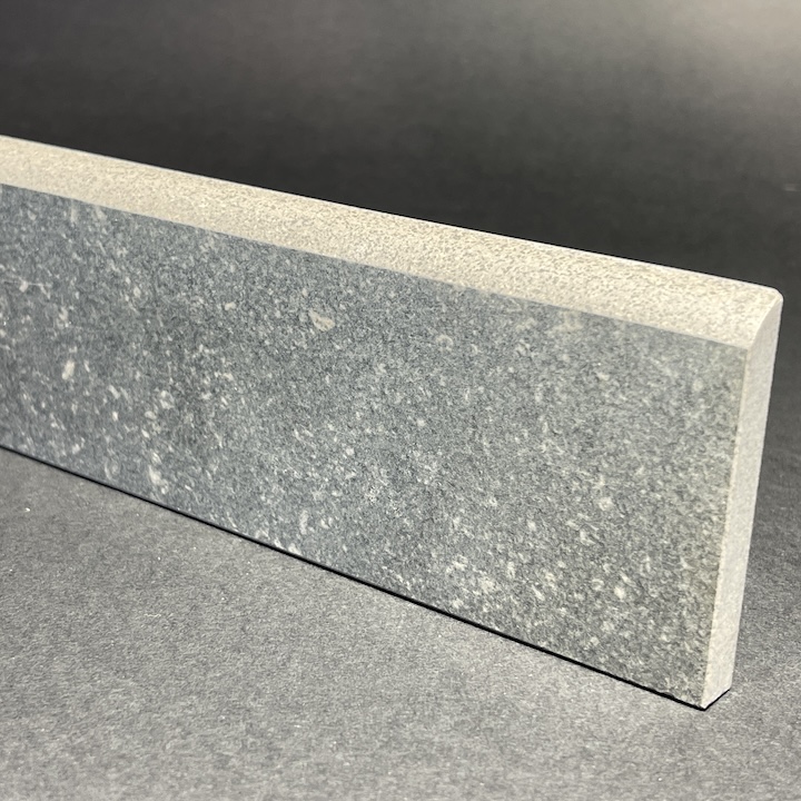 Zócalo de porcelana Bluestone Sat Al.7,2 cm x L.75 cm