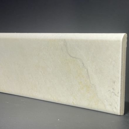 battiscopa_in_gres_porcellanato_porcelain_skirting_board_51.JPG